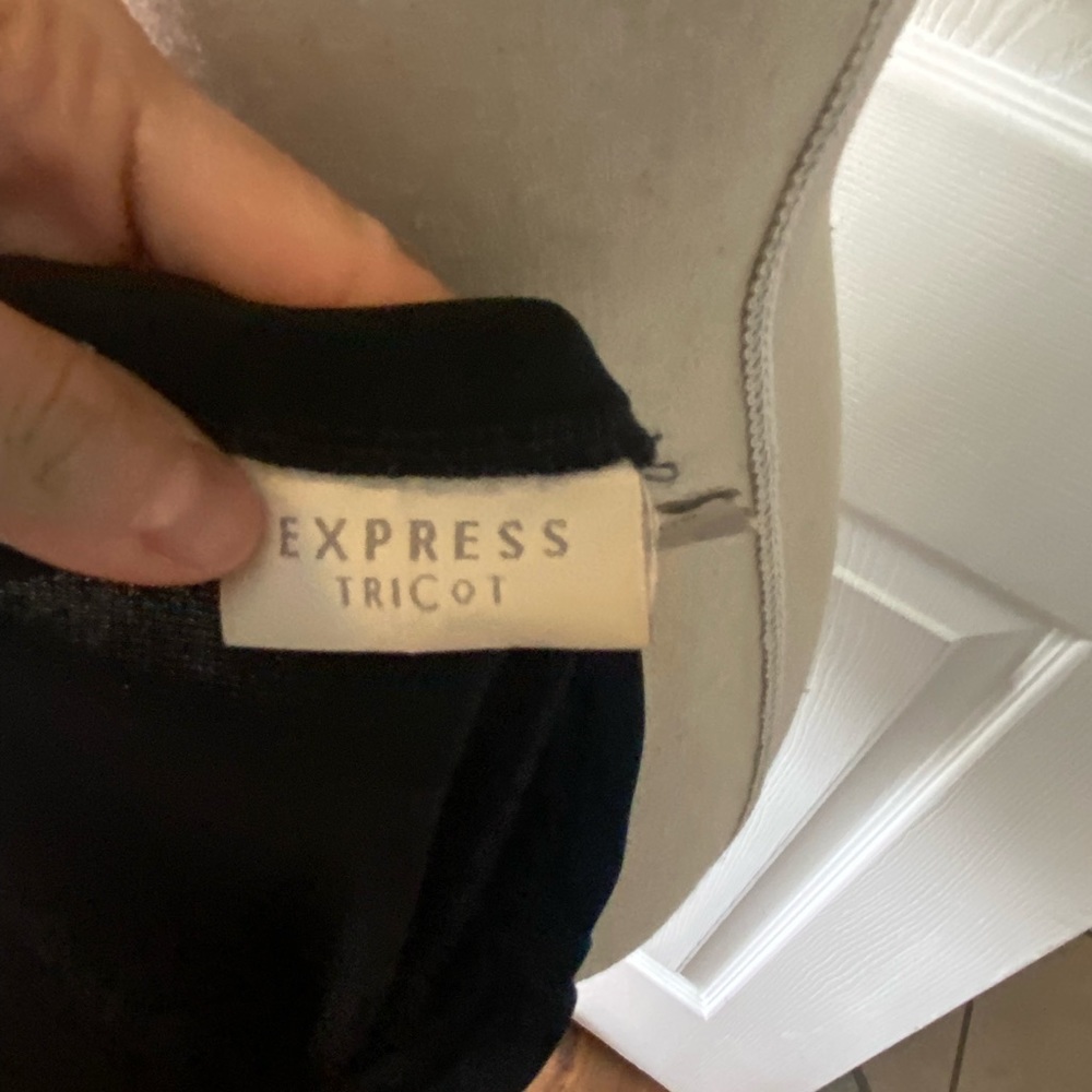 EXPRESS SKIRT - Picture 3 of 4